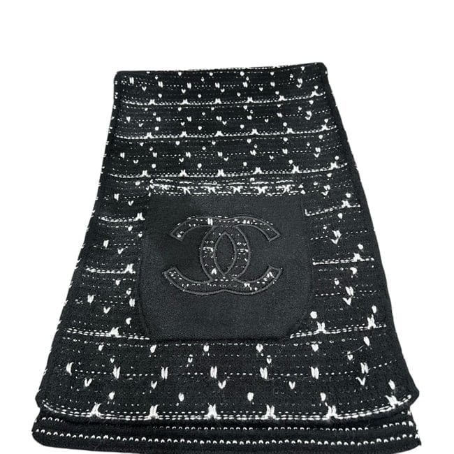 VIP/GWP Black Scarf with Box