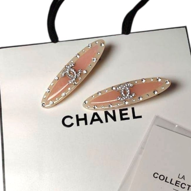 VIP/GWP 2Pc Rhinestone CC Logo Hair Clips