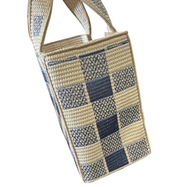 LOT 446 image 10
