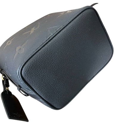 VIP/GWP Black Monogram Bucket Bag - Image 6