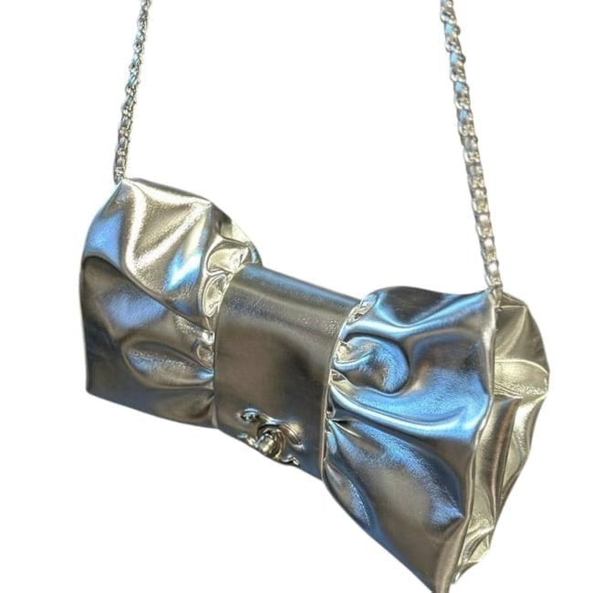 VIP/GWP Silver Shimmer Clutch Bag - Image 3