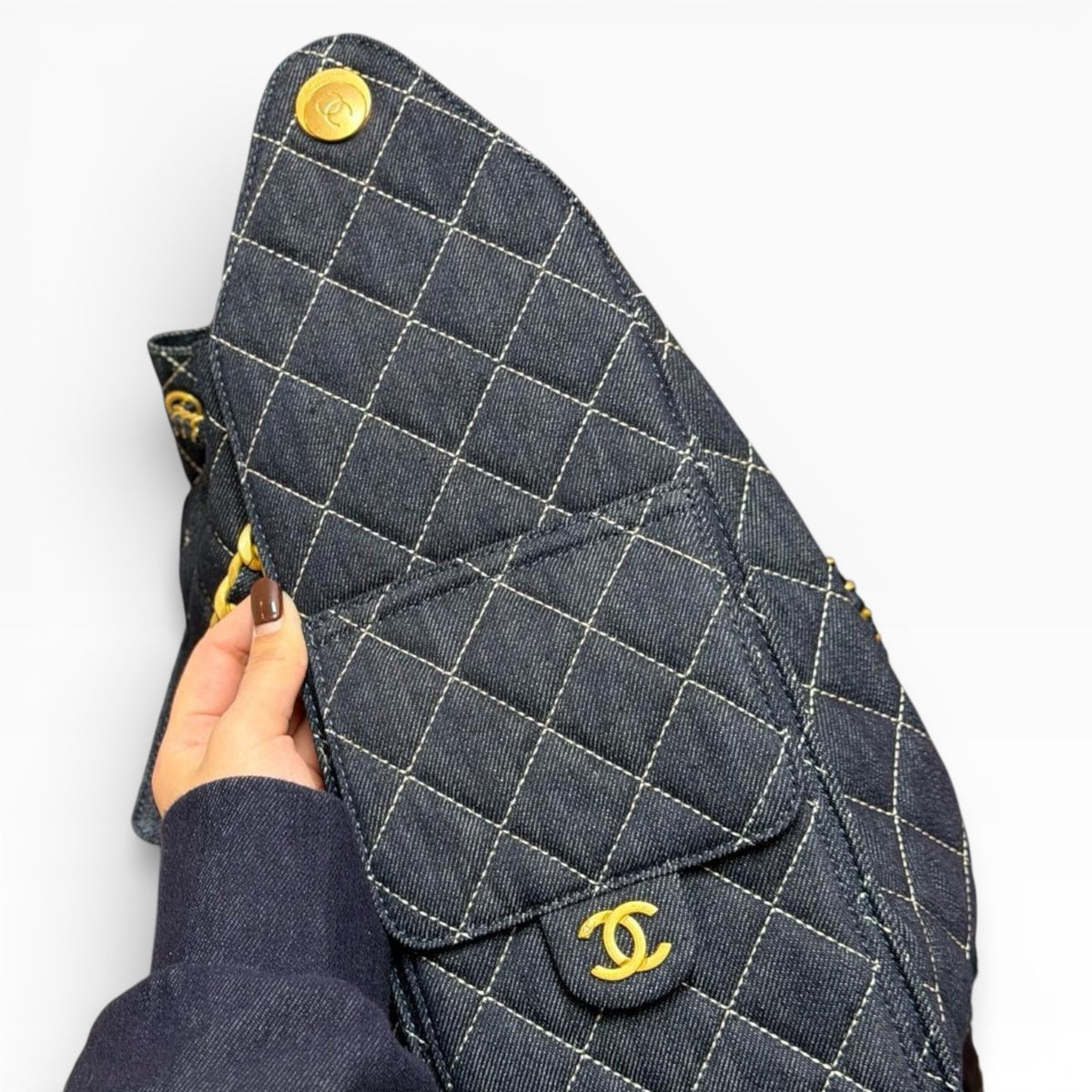 VIP/GWP Denim Quilted Top Handle Bag - Image 5