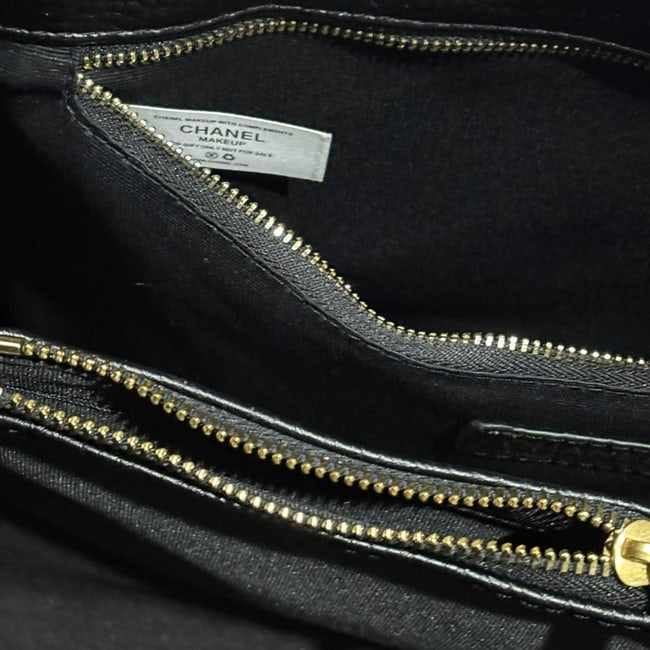 VIP/GWP Black Quilted Grand Shopping Tote - Image 12