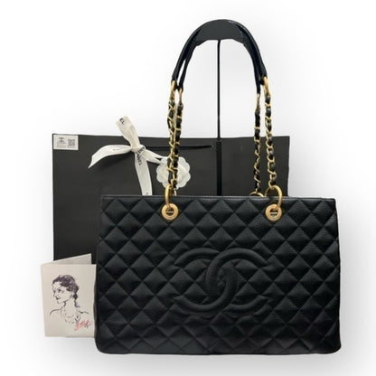VIP/GWP Black Quilted Grand Shopping Tote - Image 2