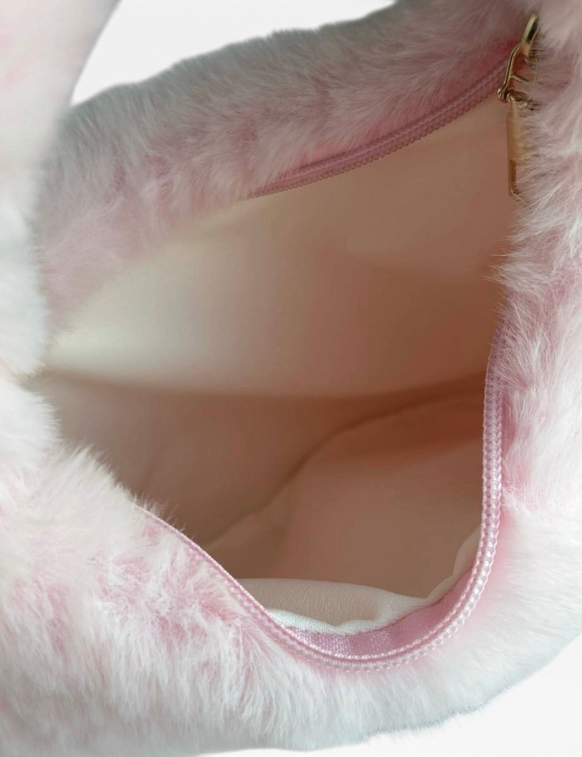 VIP/GWP Light Pink Faux Fur Pink CC Hobo Shoulder Bag - Image 7
