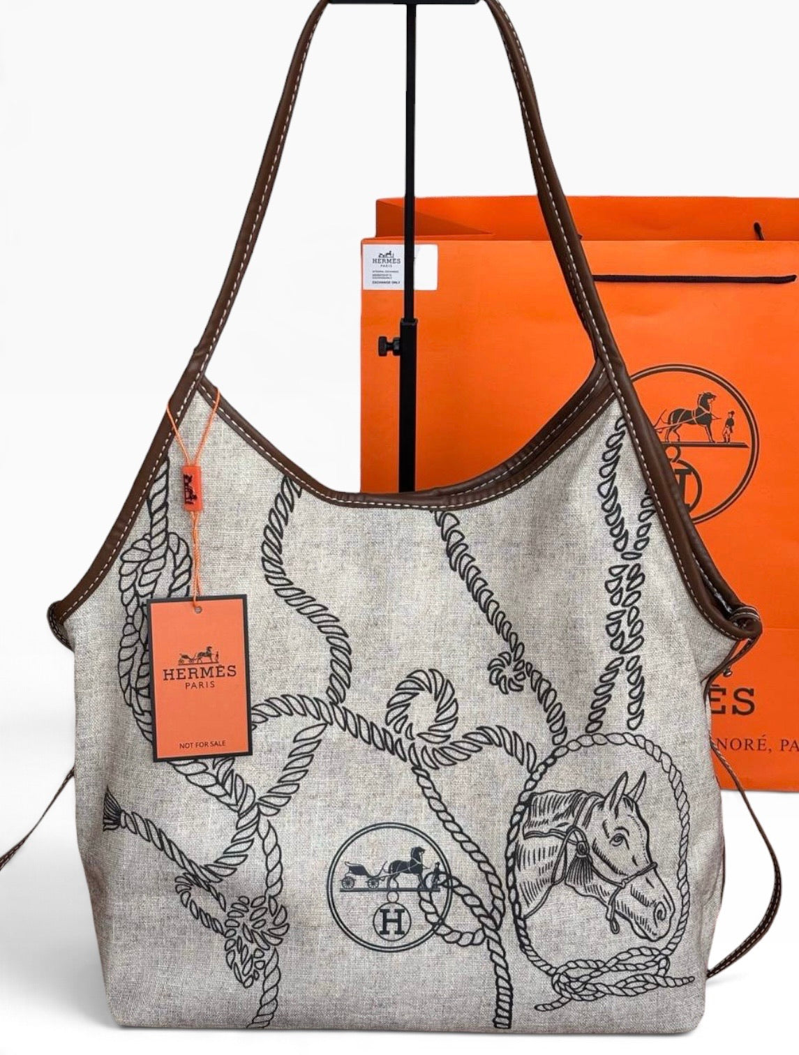 VIP/GWP Beige Rope Horse Print Canvas Shoulder Tote Bag - Image 3