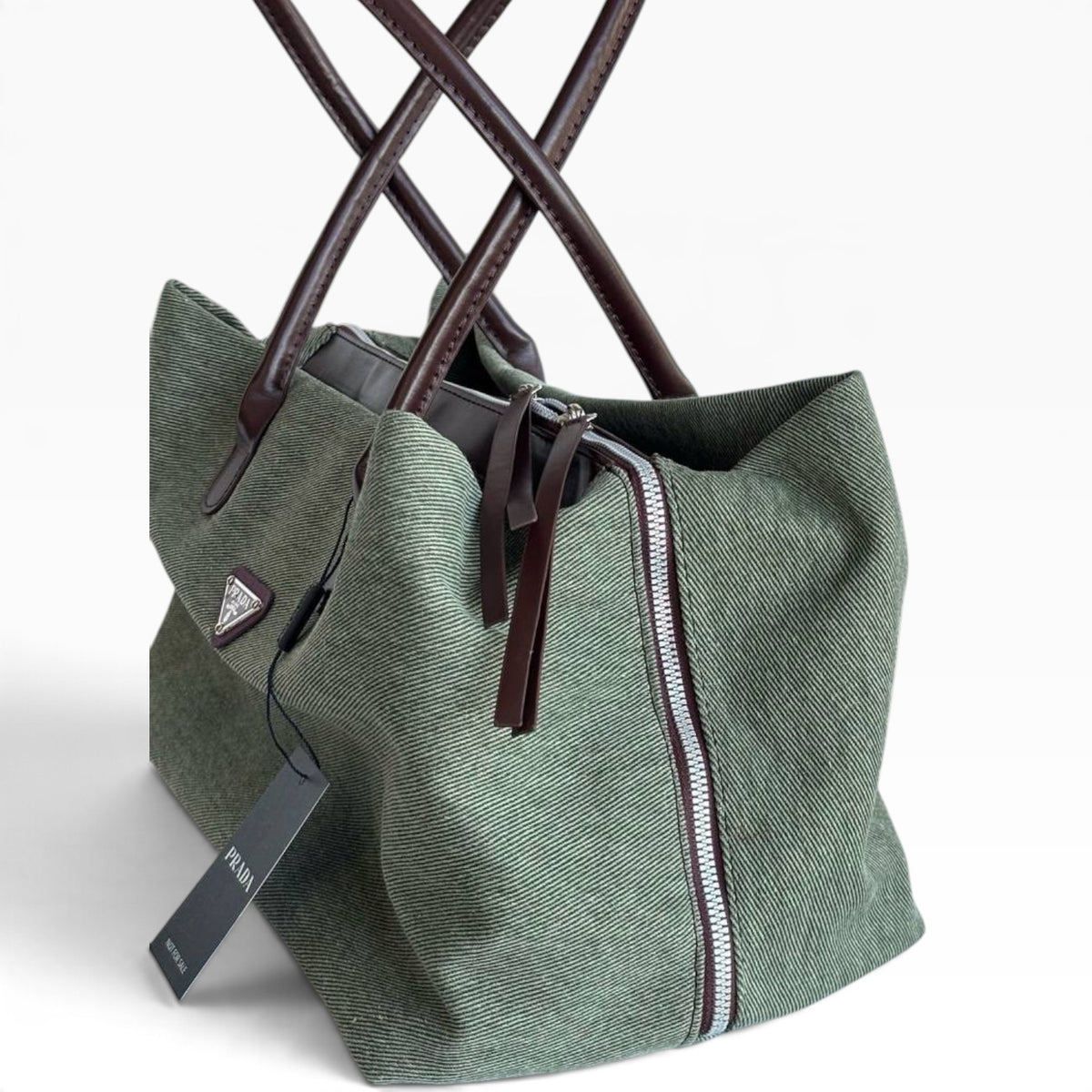VIP/GWP Olive Green Canvas Brown Trim Large Shoulder Tote Bag - Image 5