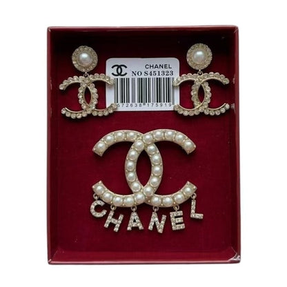 VIP/GWP 3Pc Rhinestone Pearl Earrings & Brooch Set with Box