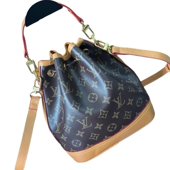 VIP/GWP Brown Monogram Noe Cargo G69 Backpack with Box