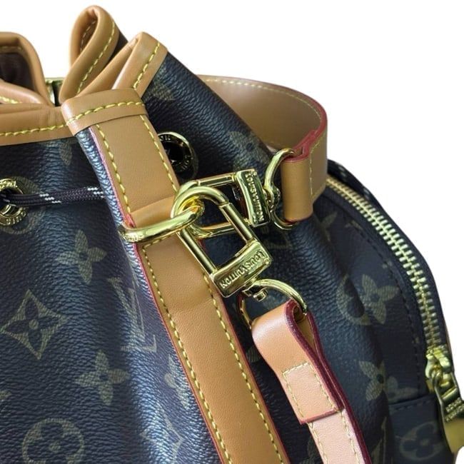 VIP/GWP Brown Monogram Noe Cargo G69 Backpack with Box