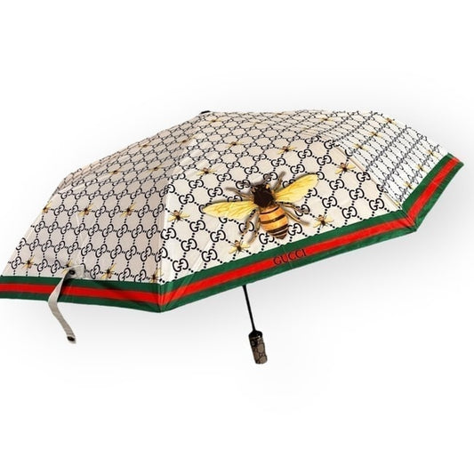 VIP/GWP White Signature Bee Umbrella with Sleeve & Box