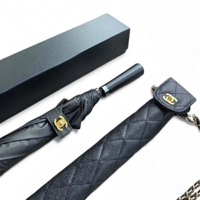VIP/GWP Black Quilted Umbrella with Box