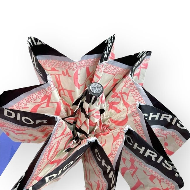 VIP/GWP White Logo Umbrella with Box