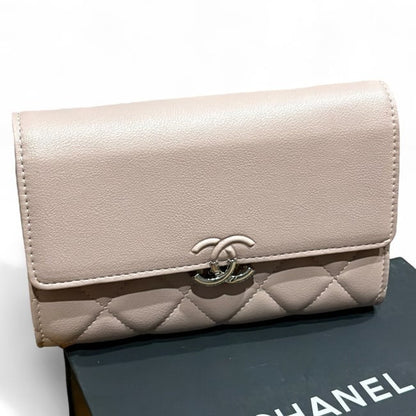 VIP/GWP Pink WOC Bag with Box