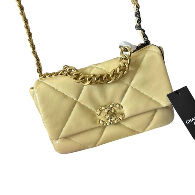 VIP/GWP Yellow 19 Quilted Bag with Box
