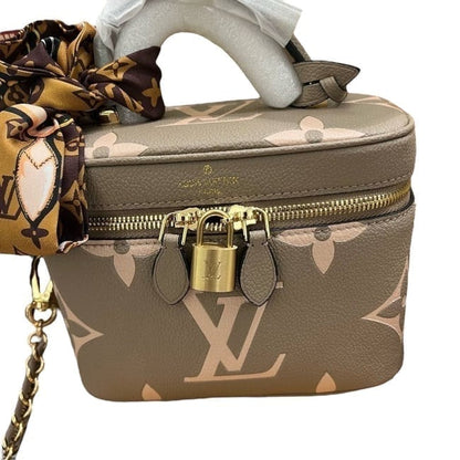 VIP/GWP Beige Vanity Case with Box