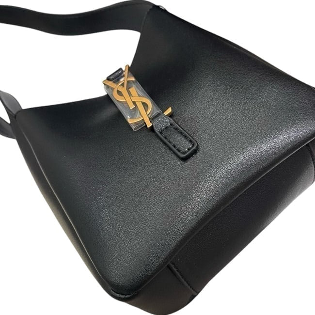 VIP/GWP Black Bucket Bag with Box