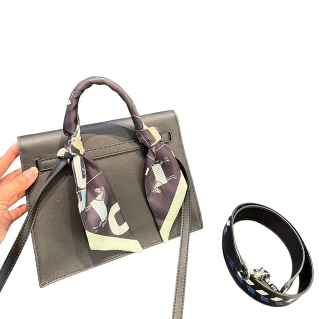 VIP/GWP Black Kelly Danse Bag with Box