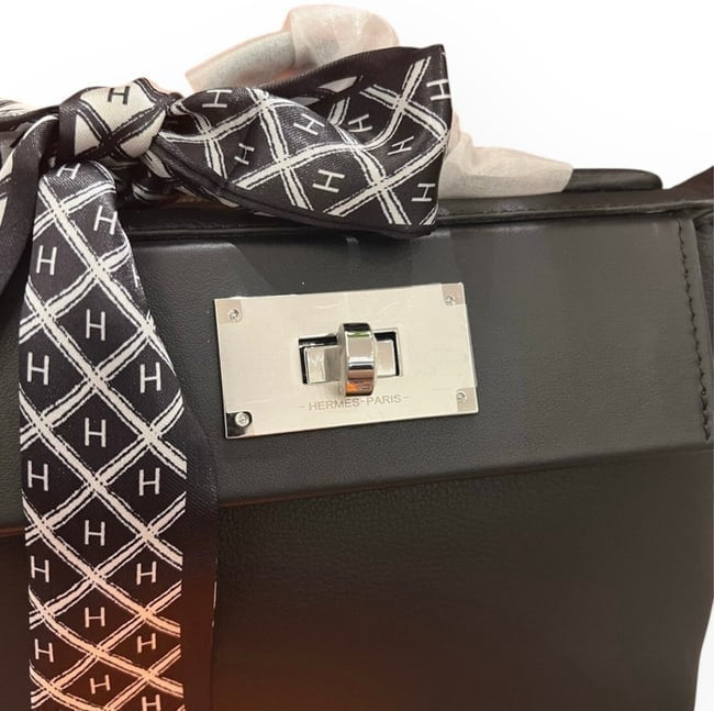 VIP/GWP Black Bag with Box