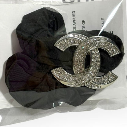 VIP/GWP Silver Rhinestone CC Scrunchy with Bag