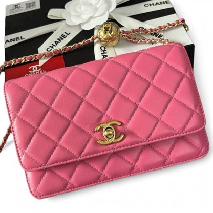 VIP/GWP Pink WOC Bag with Box