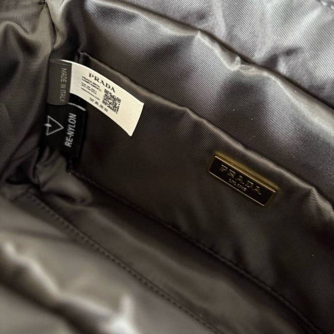 VIP/GWP Black Messenger Bag