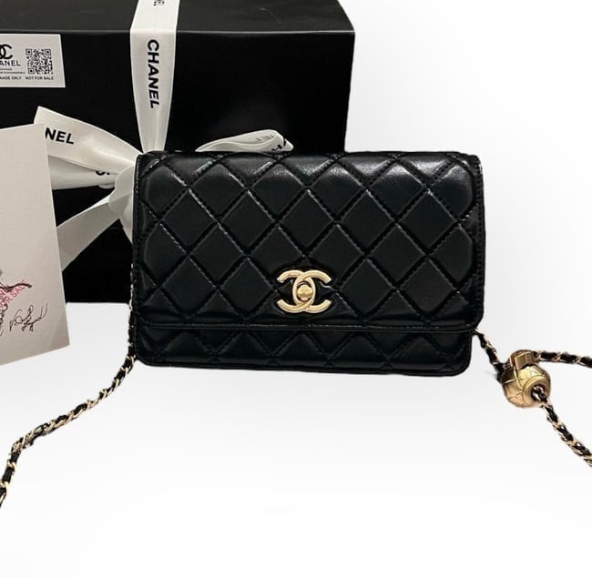 VIP/GWP Black WOC Bag with Box