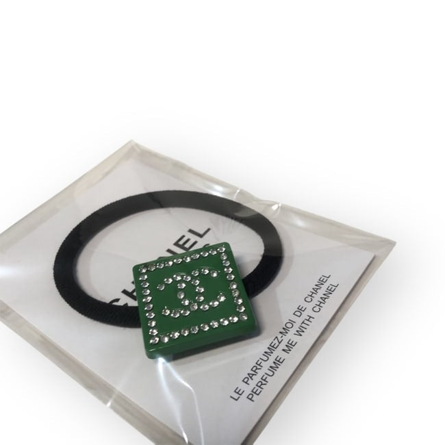 VIP/GWP Green Rhinestone Hair Tie with Bag