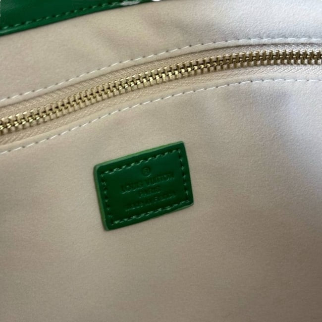 VIP/GWP Green Tote Bag