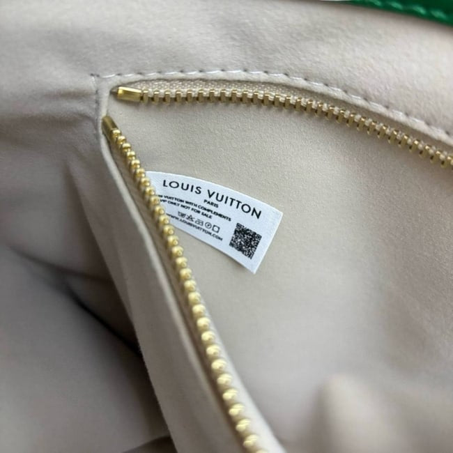 VIP/GWP Green Tote Bag