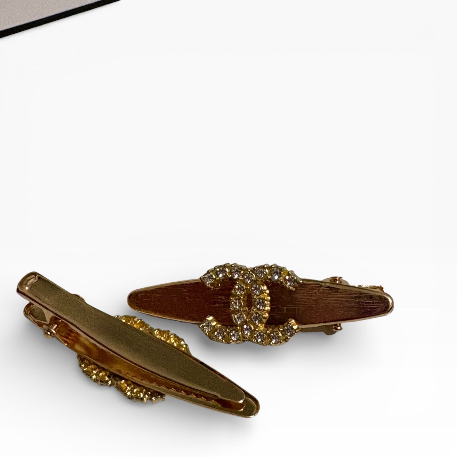 VIP/GWP Gold 2Pc Rhinestone CC Hair Clips
