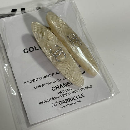 VIP/GWP 2Pc Rhinestone CC Shimmer Hair Clips