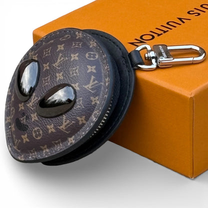 VIP/GWP Brown Monogram Chain Keychain