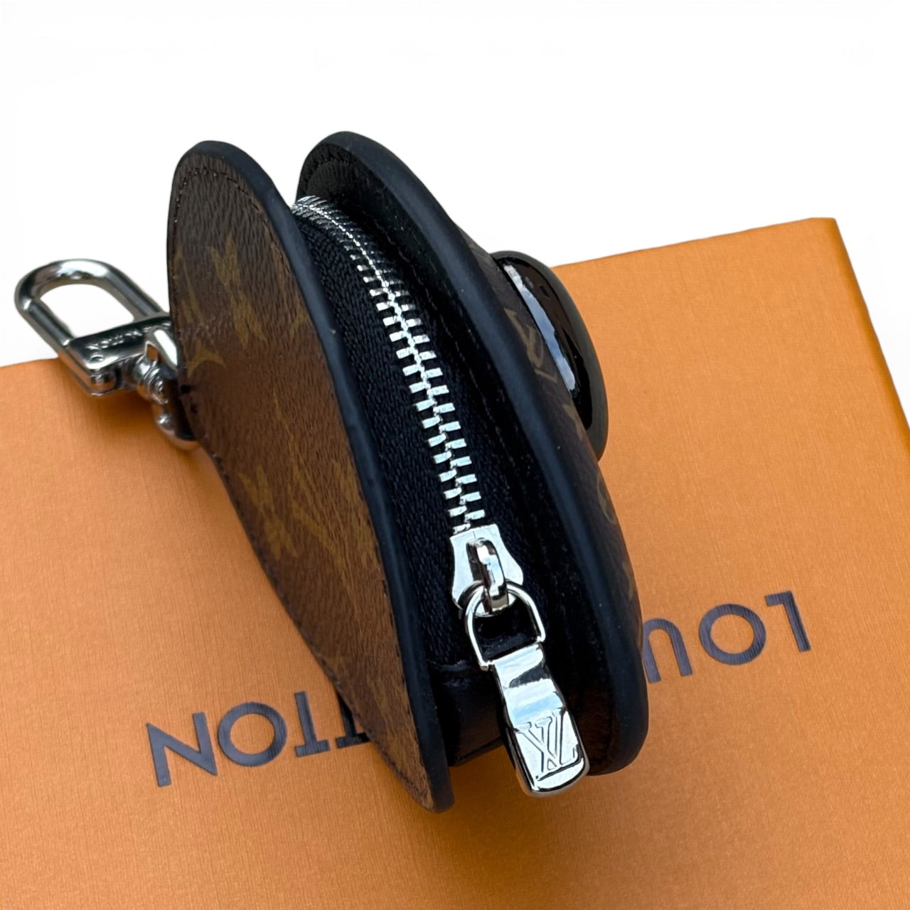 VIP/GWP Brown Monogram Chain Keychain