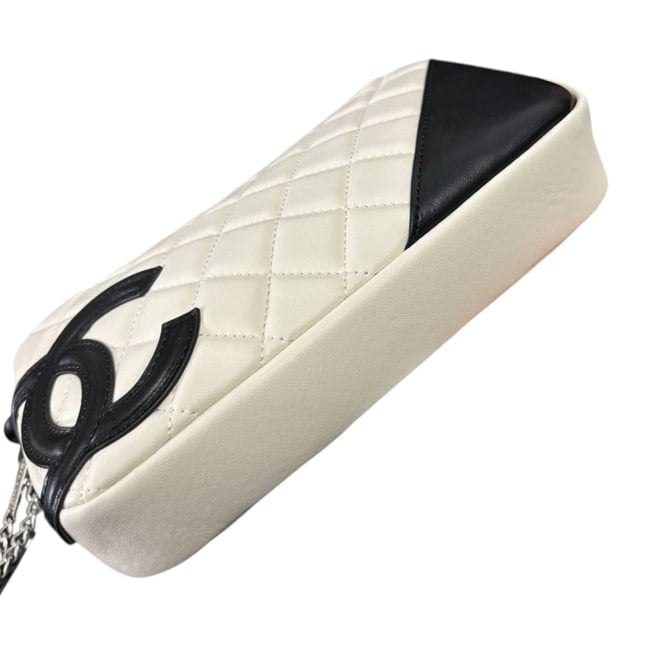 VIP/GWP White Quilted Camera Bag with Box