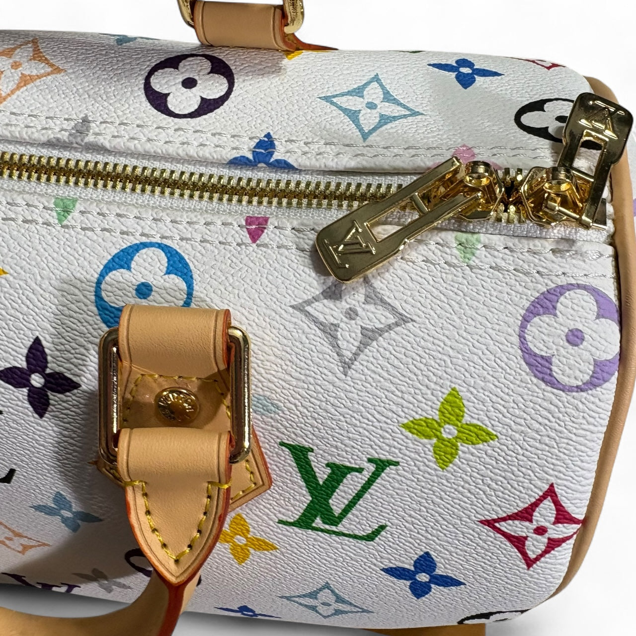 VIP/GWP White Monogram Speedy Bag with Box