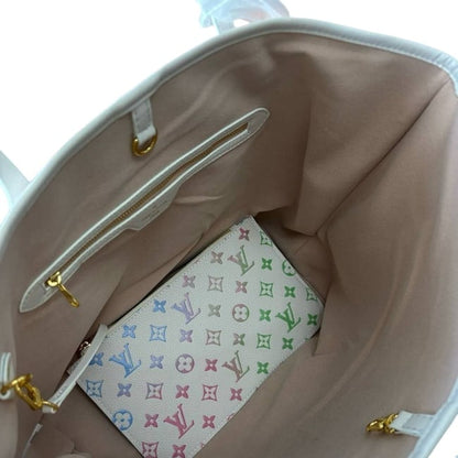 VIP/GWP White Neverfull MM Tote & Pouch