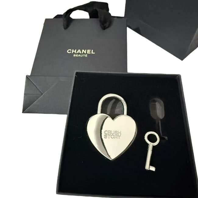 VIP/GWP Silver Padlock & Key with Box