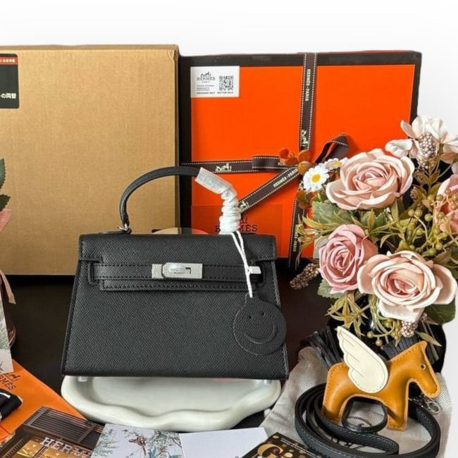 VIP/GWP Black Bag with Box