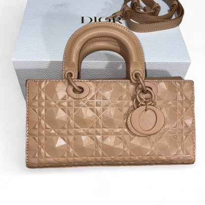 VIP/GWP Coral Bag with Box