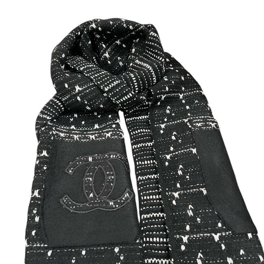 VIP/GWP Black Scarf with Box