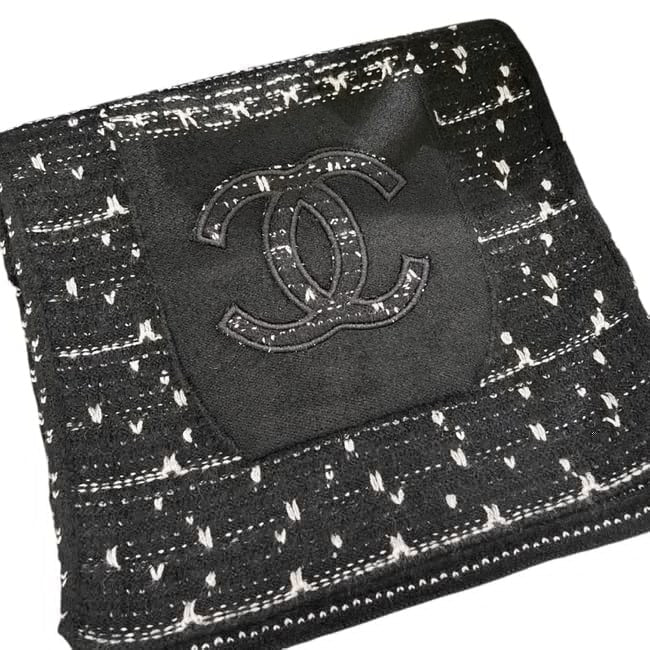VIP/GWP Black Scarf with Box