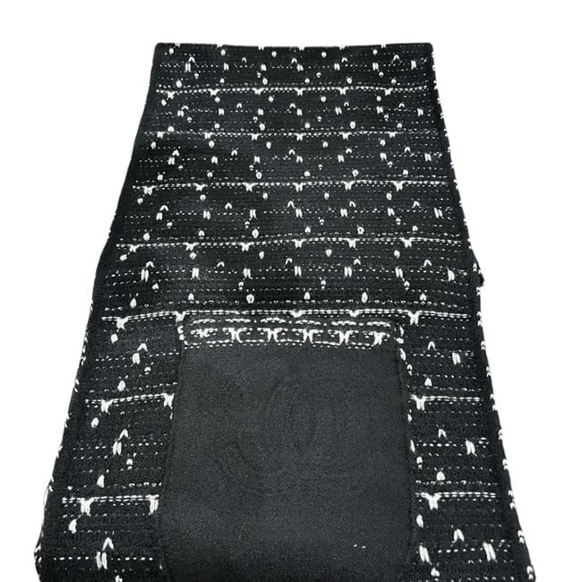 VIP/GWP Black Scarf with Box