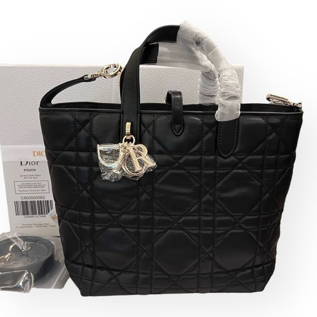 VIP/GWP Black Bag with Box
