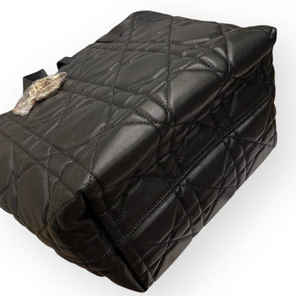 VIP/GWP Black Bag with Box