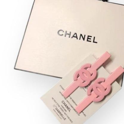 VIP/GWP Pink 2Pc CC Long Rectangle Hair Clips
