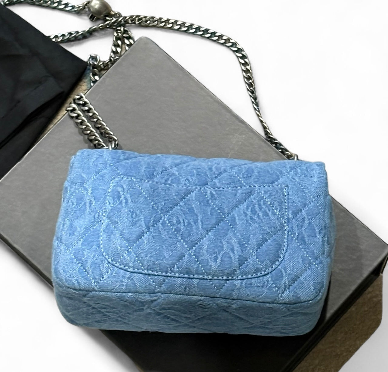 VIP/GWP Quilted Floral Classic Flap Bag