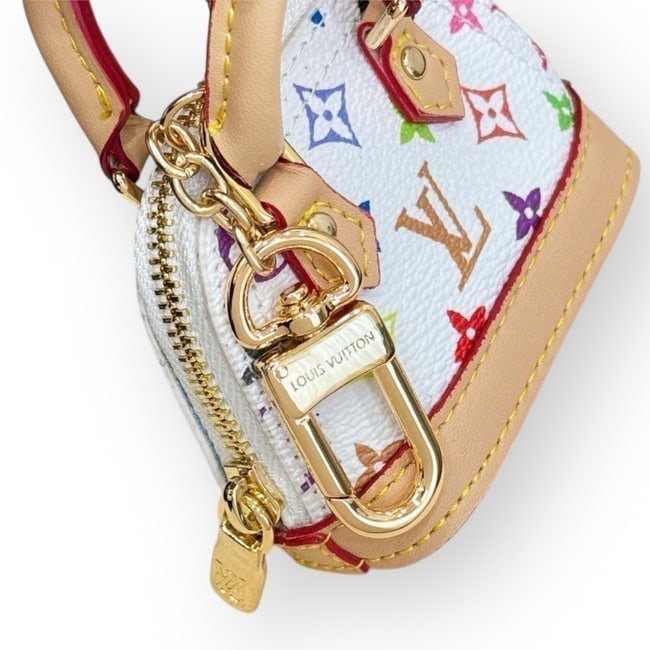 VIP/GWP White Monogram Alma Bag with Box