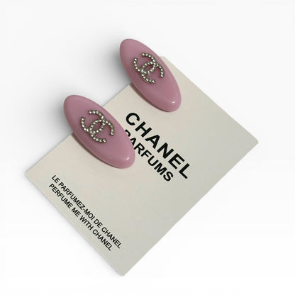 VIP/GWP 2Pc Rhinestone CC Oval Hair Clips
