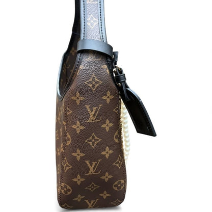 VIP/GWP Brown The Drop Monogram Bag with Gift Bag